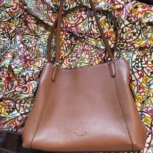 Kaye Spade Leila Triple Compartment Shoulder Bag